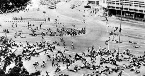 14 ตุลา นักศึกษา