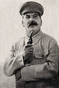 ไม่มีสุขใดเสมอด้วยความสงบสันติ 4 200px Stalin Full Image