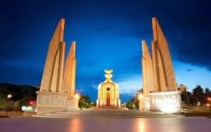 สถานการณ์สมมติ: วิกฤตการณ์ทางการเมืองในไทย