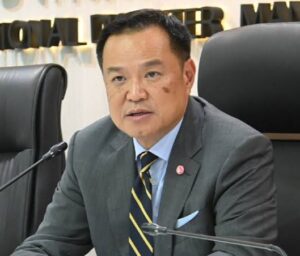 รัฐบาลอนุทิน ชาญวีรกูล ความเสี่ยงและความท้าทายที่ต้องเผชิญ